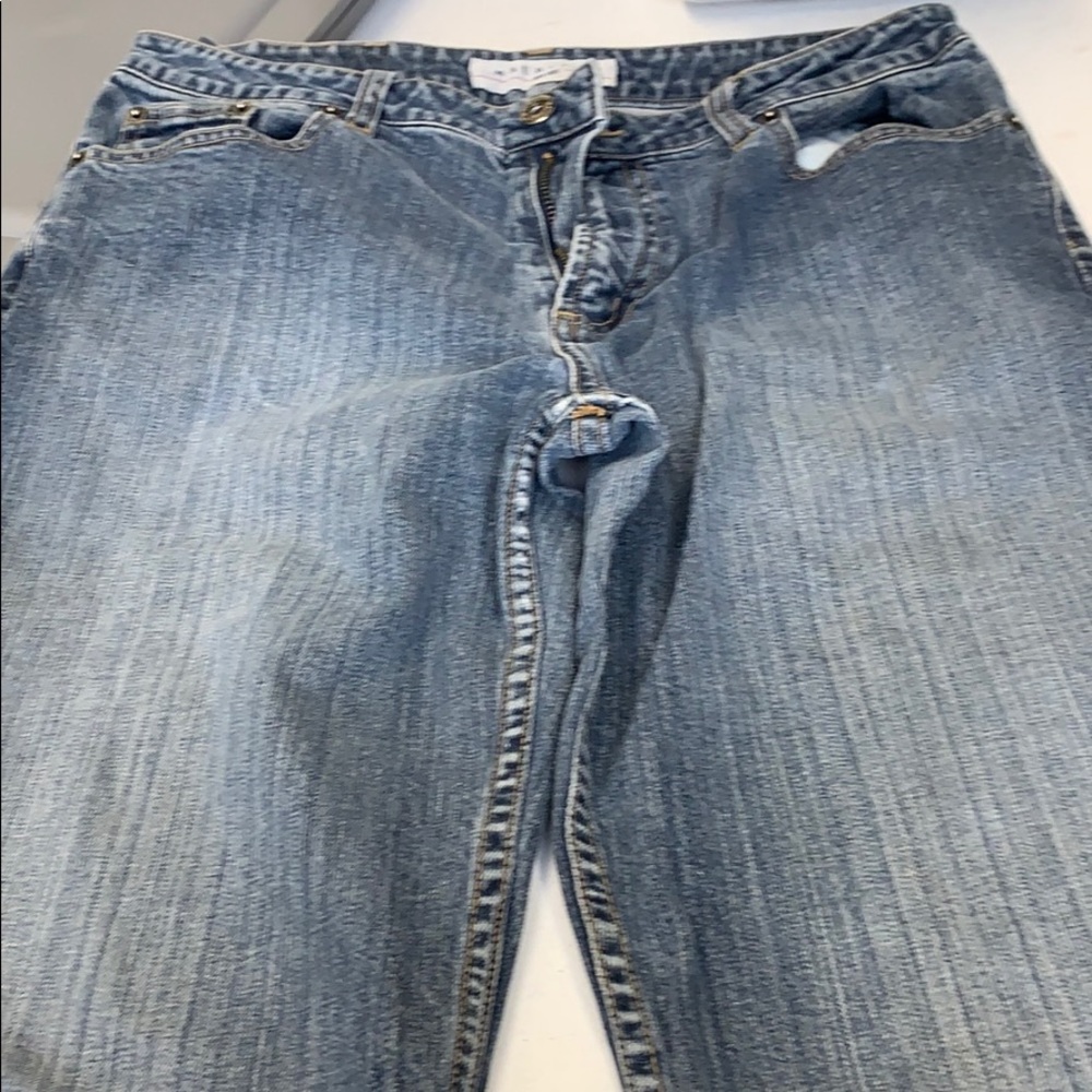 Jeans - Picture 2 of 2